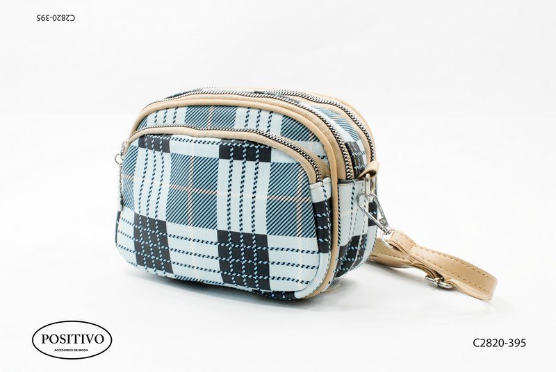 Morral escoces celeste con correa C2820