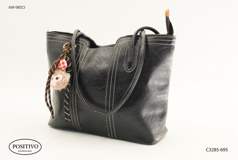 Cartera con pespuntes y asa larga C3285