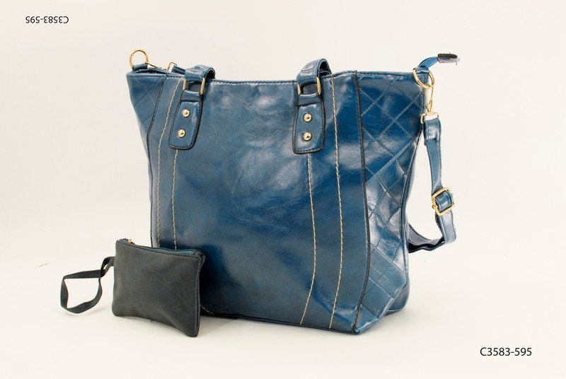 Cartera tipo bolso con necessaire C3583