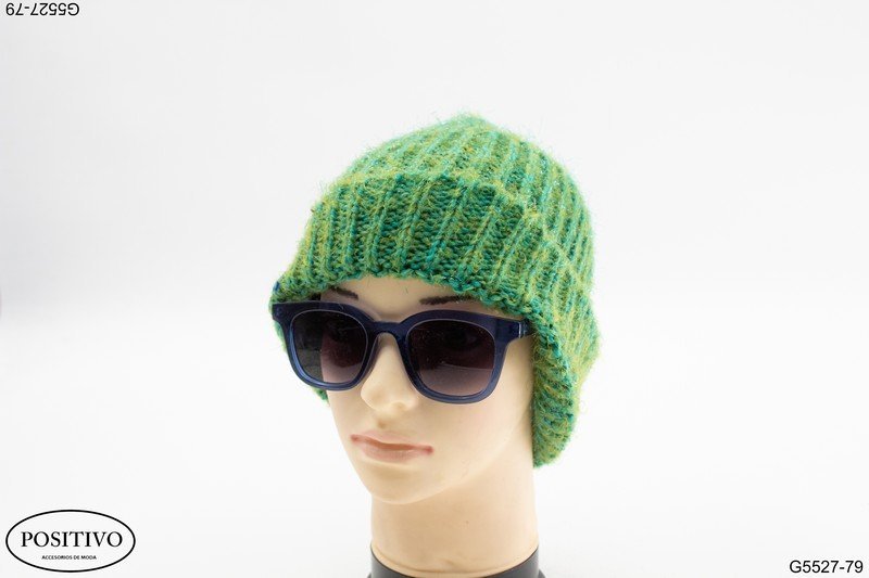 Gorro lana liso verde G5527