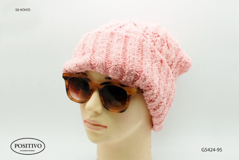 Gorro bucle con pompón G5424