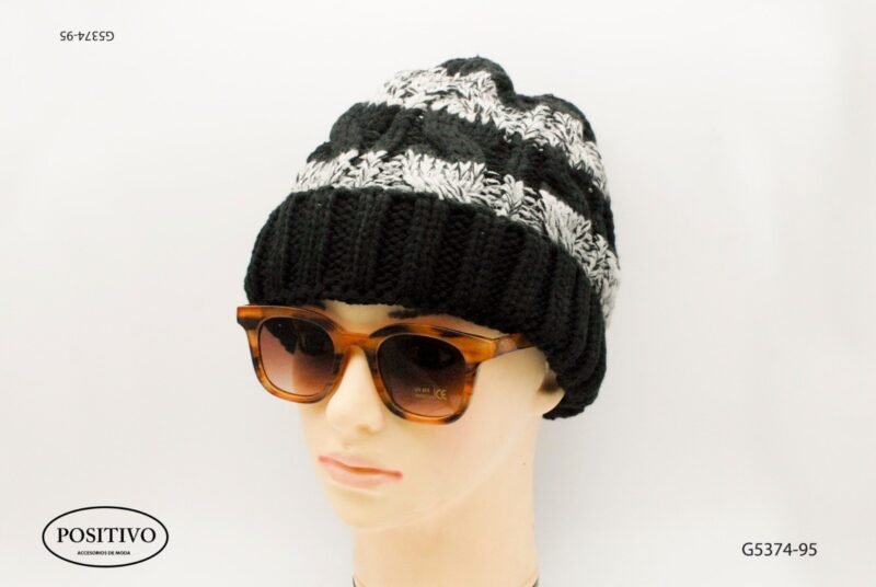 Gorro tejido con rayas G5374