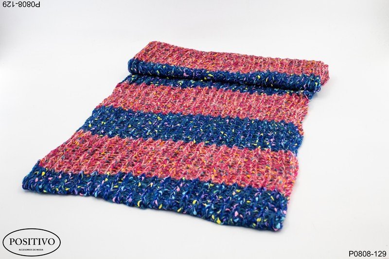 Bufanda tejida con bastones P0808