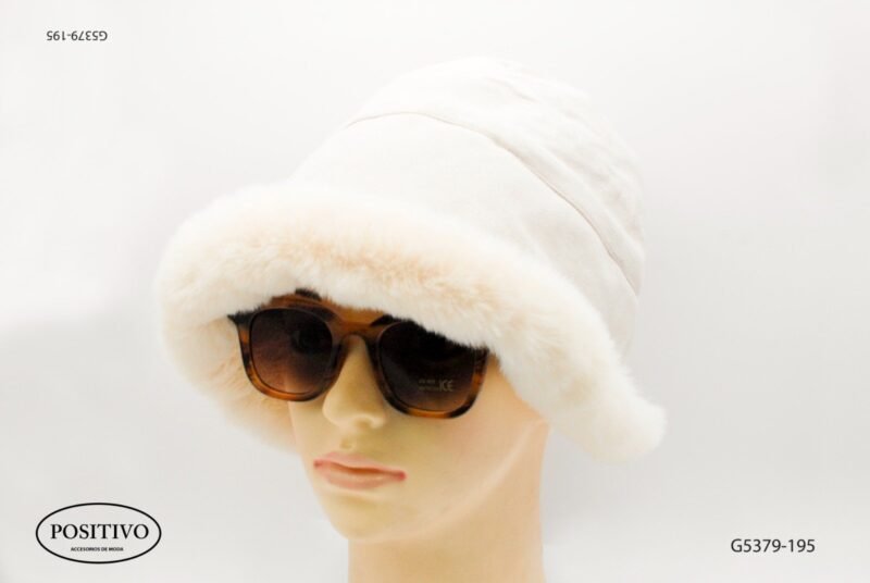 Sombreo forrado con piel G5379