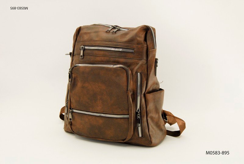 Mochila con tres reparticiones con cierre M0583