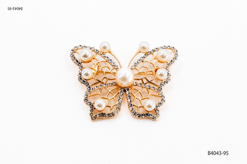 Prendedor mariposa con perlas B4040