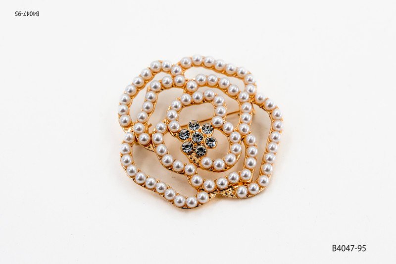 Prendedor con perlas y strass B4047