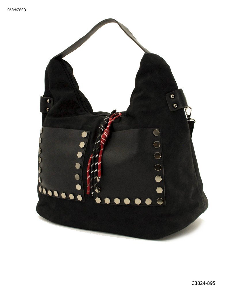 Cartera bolsillos con tachas asa y correa C3824