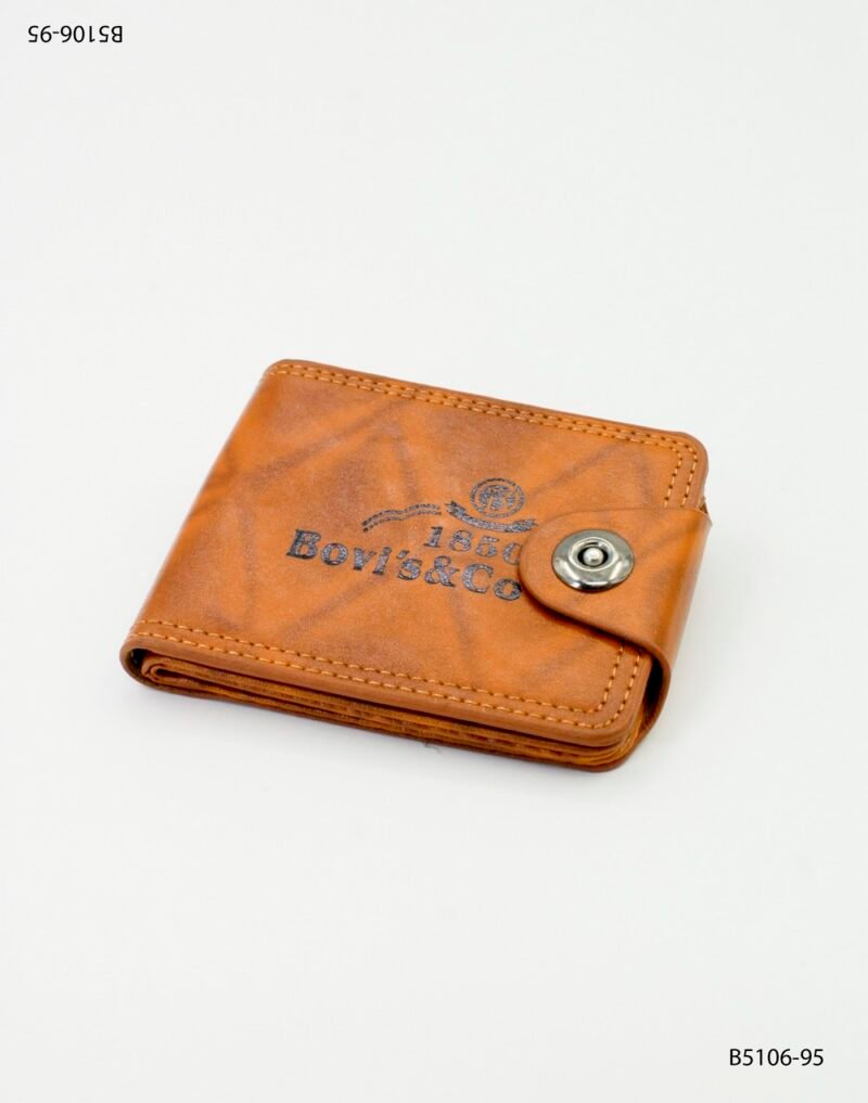 Billetera simil cuero con cierre a presión B5106