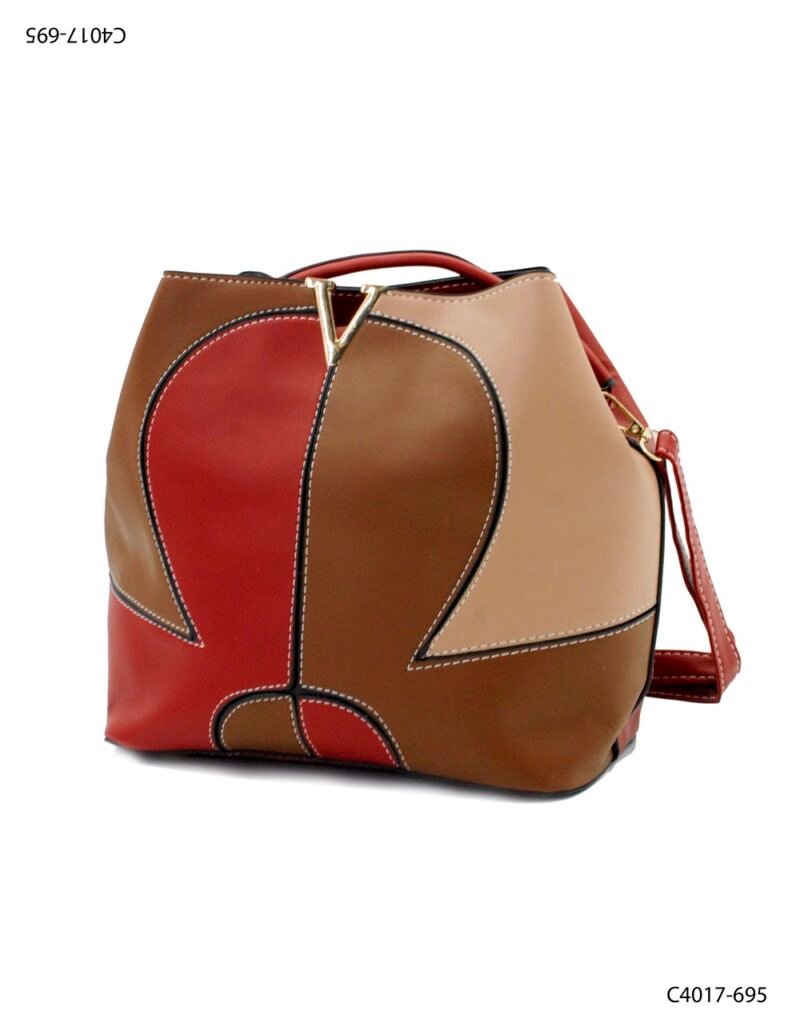 Bolso color block con elegancia urbana C4017