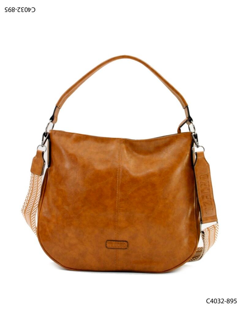 Cartera en cuero sintético con correa tejida C4032