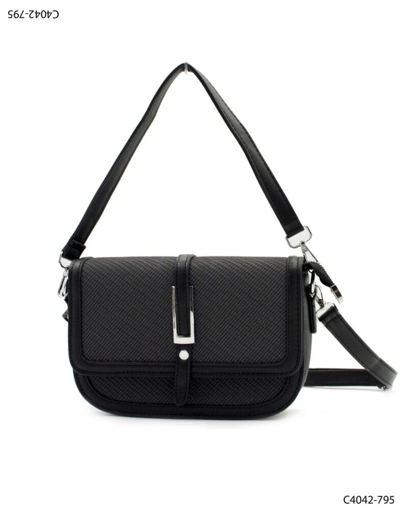 Bandolera estructurada con textura y cierre metálico C4042