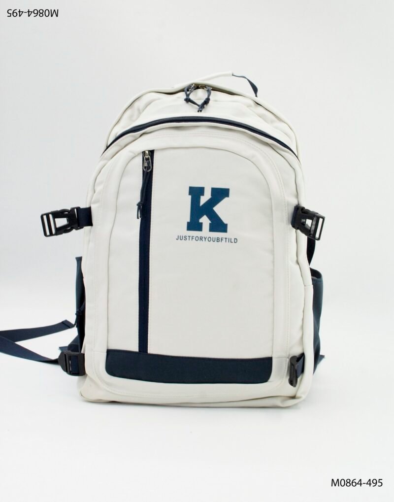 Mochila con cierre frontal y estilo gráfico M0864