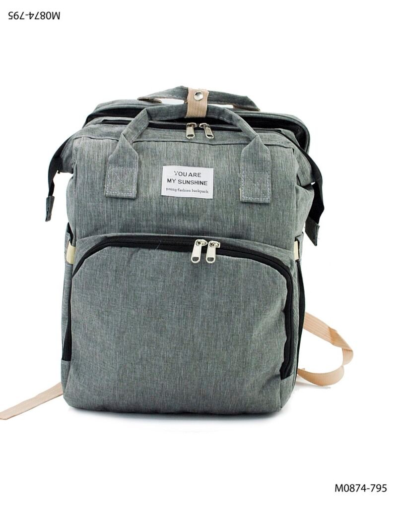 Mochila con bolsillo frontal, diseño moderno M0874