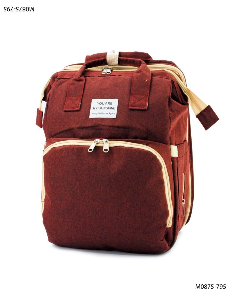 Mochila con bolsillo frontal, diseño moderno M0875