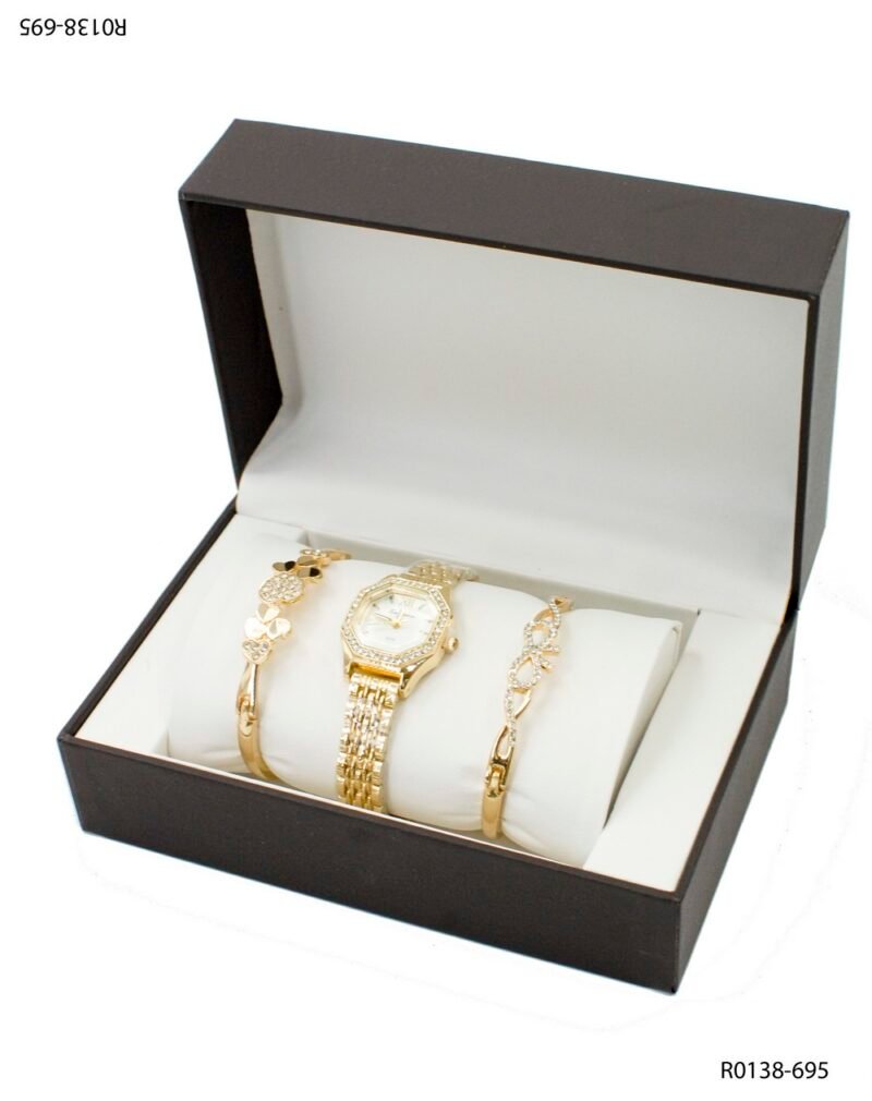 Set de Reloj + Pulseras Doradas R0138