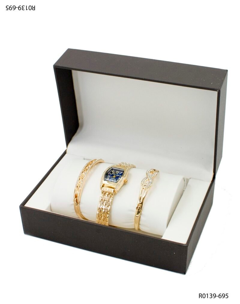 Set de Reloj + Pulseras Doradas R0139