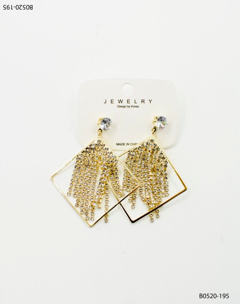 Aros dorados con cristales colgantes B0520