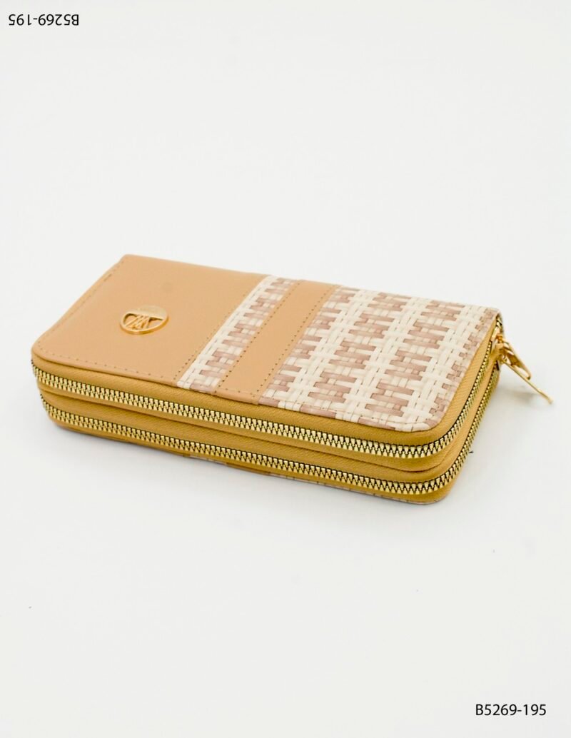 Billetera larga de doble compartimento con un diseño moderno y texturizado B5269