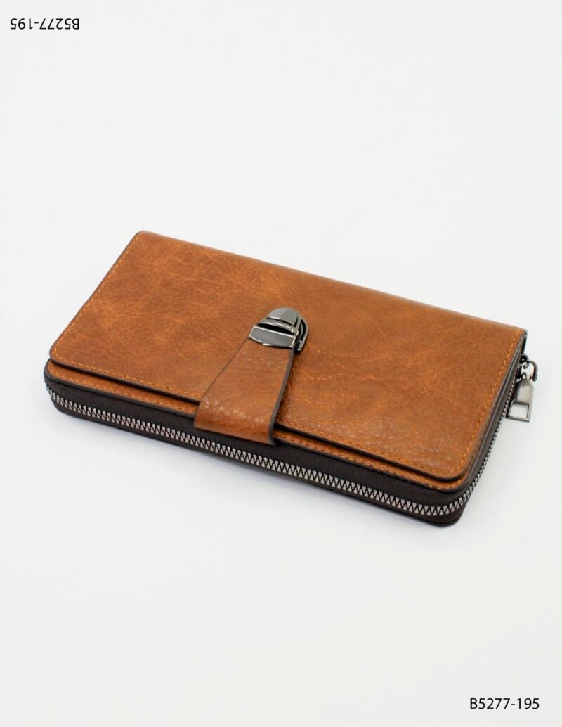 Billetera larga con una estética sobria y minimalista B5277