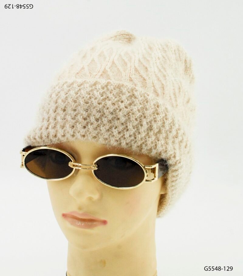 Gorro tejido con diseño acanalado G5548