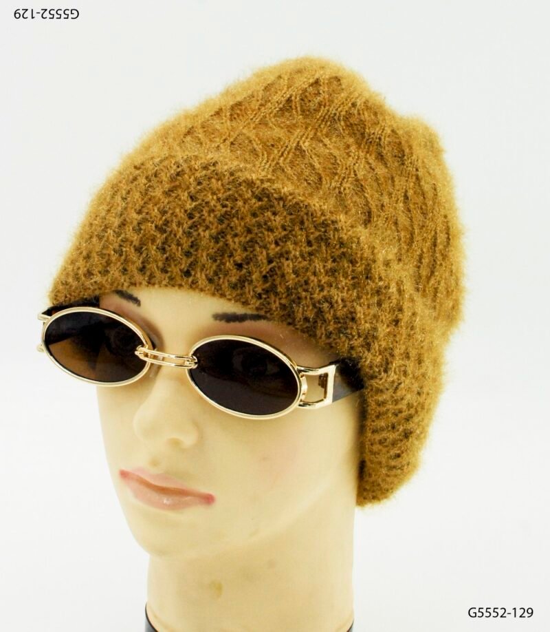 Gorro tejido con diseño de rombos G5552