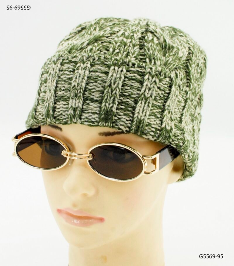 Gorro tejido con diseño acanalado y trenzado G5569