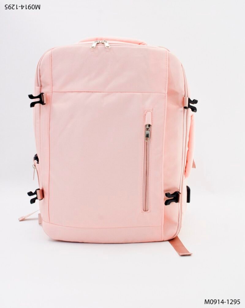 Mochila con diseño amplio y funcional M0914