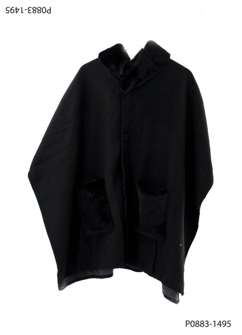 Poncho cuello de piel sintética y bolsillos ribeteados P0883