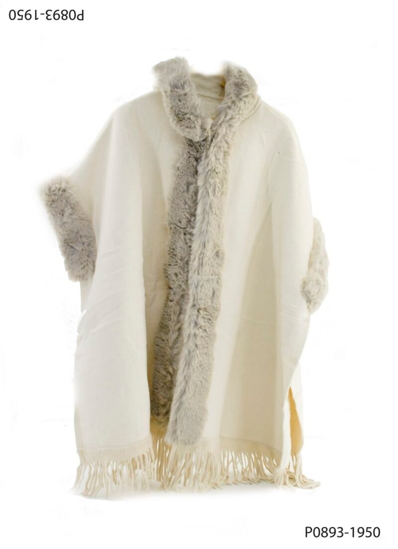 Poncho blanco con ribetes de piel sintética gris claro P0893