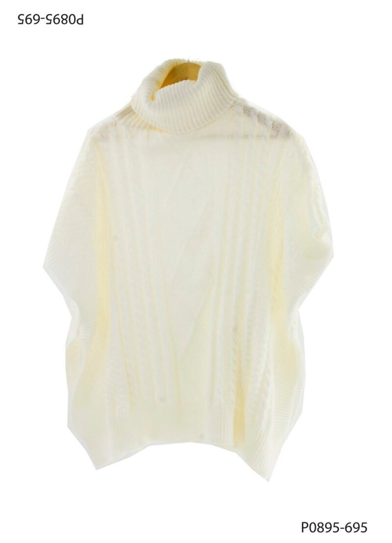Poncho suéter de punto en tono crema con cuello alto P0895