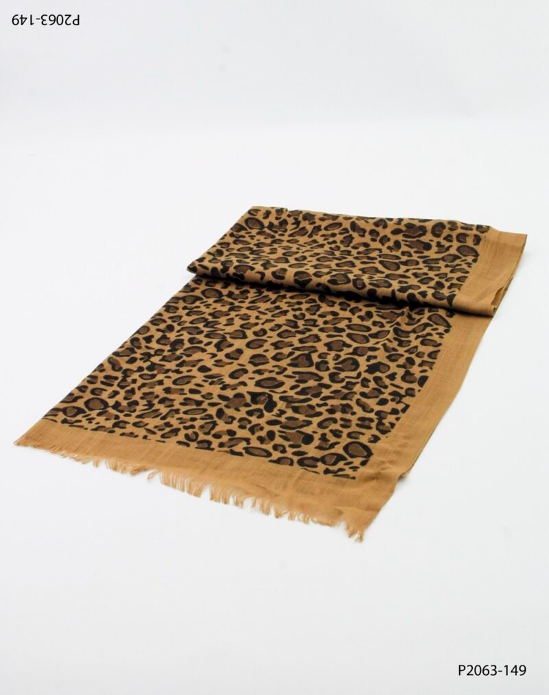 Pashmina con estampado animal print estilo leopardo P2063