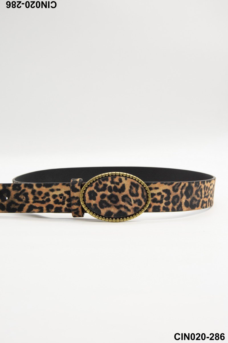 Cinturón con estampado animal print de leopardo y hebilla ovalada metálica CIN020