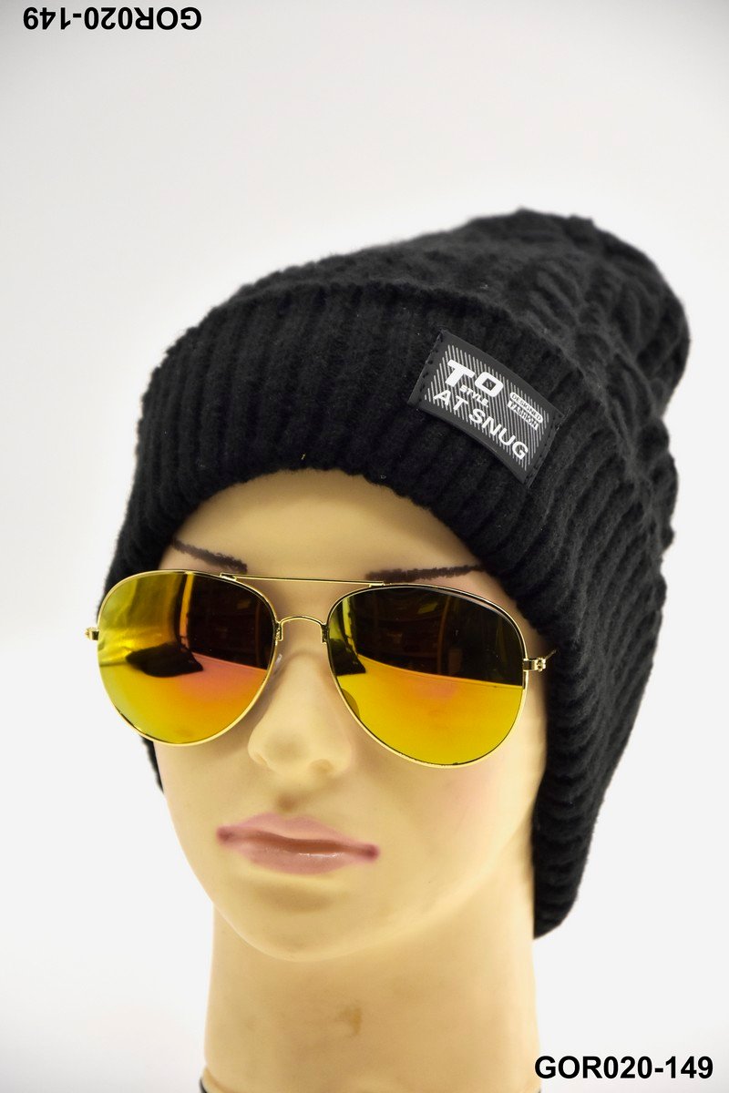Gorro tejido tipo beanie en color negro GOR020