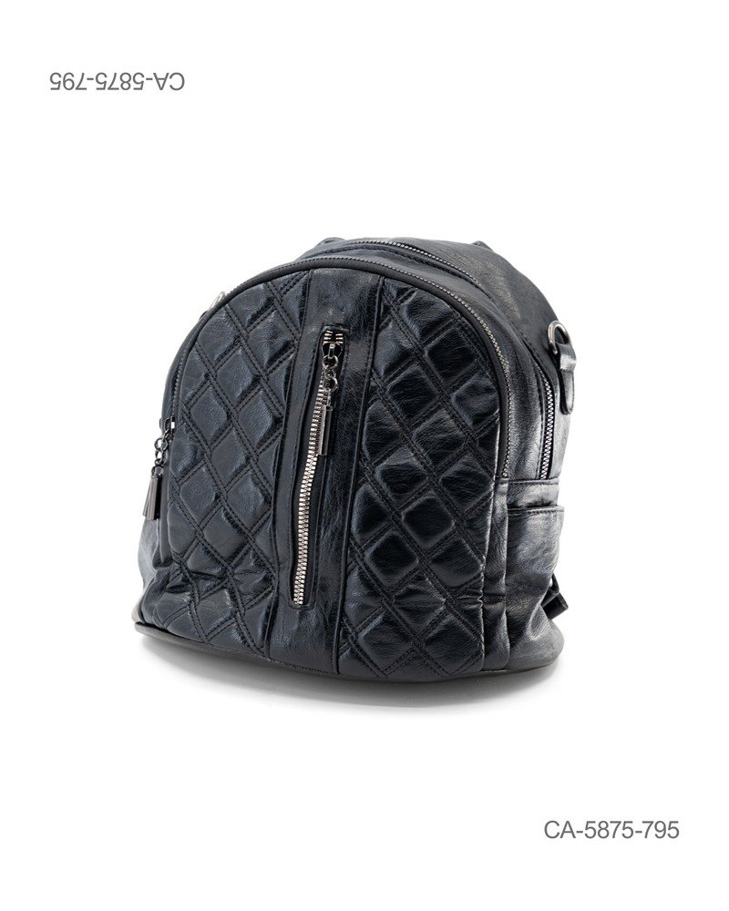 Mochila Urbana con Diseño Matelassé y Cierre Vertical - Color Negro CA5875