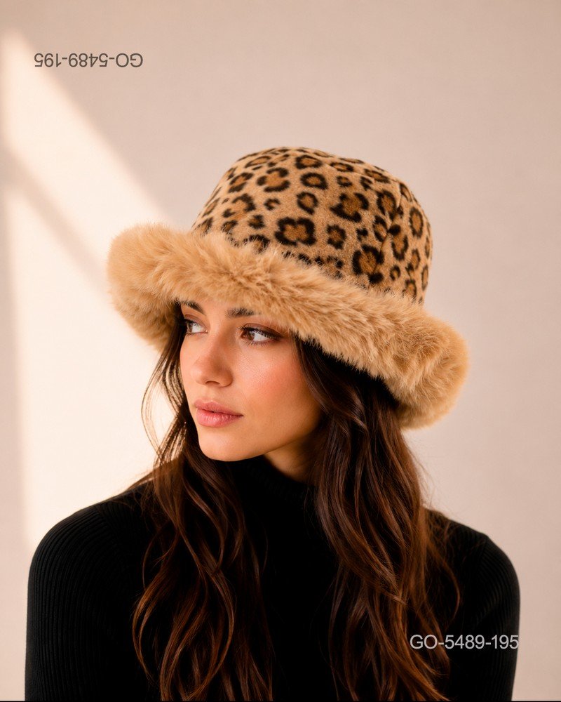Sombrero tipo bucket con estampado de leopardo y borde de piel sintética GO5489