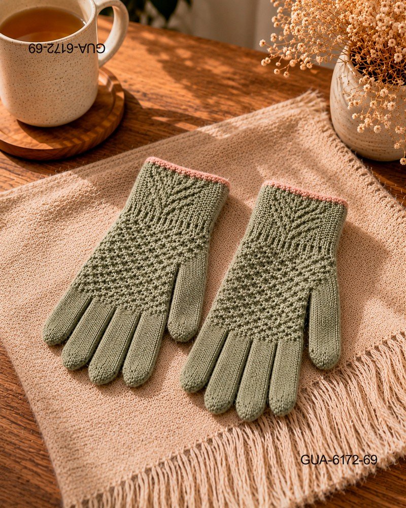 Guantes de Punto con Patrón Geométrico - Verde Sage y Borde Rosa GUA6172