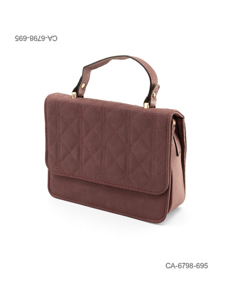Cartera de eco-cuero acolchada para dama con solapa, costuras en patrón romboidal, asa superior y diseño elegante CA6798