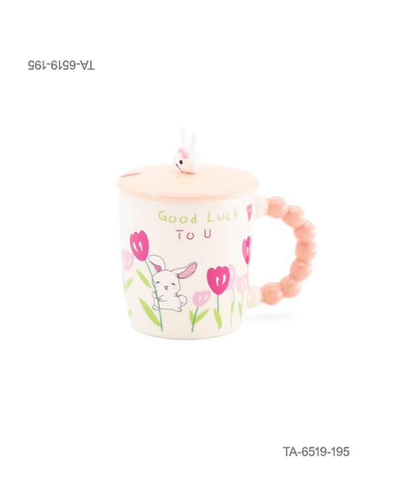 Taza o jarra de cerámica para té o café con diseño tierno de un conejito y tulipanes, inscripción "Good Luck To U", mango con relieve de esferas, tapa a juego con figura decorativa de conejito y cuchara TA6519