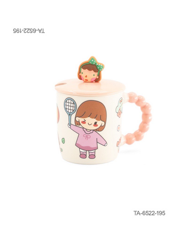 Taza o jarra de cerámica para té o café con diseño tierno de una niña sosteniendo una raqueta de tenis, mango con relieve de esferas, tapa a juego con figura decorativa de personaje y cuchara TA6522
