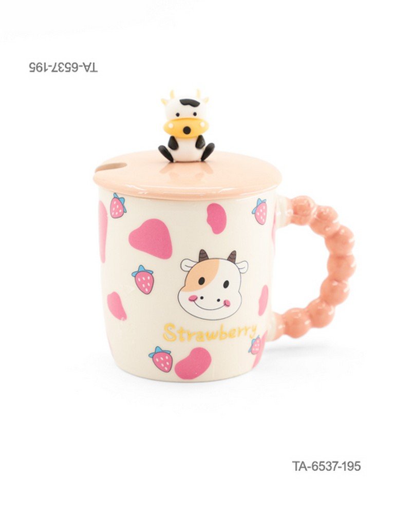 Taza o jarra de cerámica para té o café con diseño tierno de vaquita, manchas y fresas rosas, la inscripción "Strawberry", mango rosa con relieve de esferas, tapa a juego con figura decorativa de vaquita y cuchara TA6537