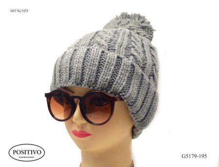 Gorro tejido con ochos g5179