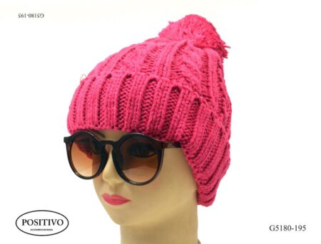 Gorro tejido con ochos g5180