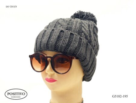 Gorro tejido con ochos g5182