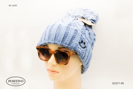 Gorro tejido con pom pom G5371