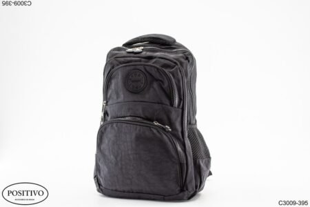 Mochila negra varios cierres C3009