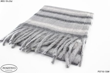 Pashmina térmica gris con flecos P0716
